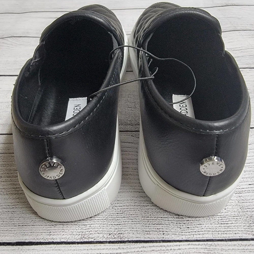 Steve Madden Electric Slip On Quilted Sneakers Black Women's Size 8 - Picture 3 of 6